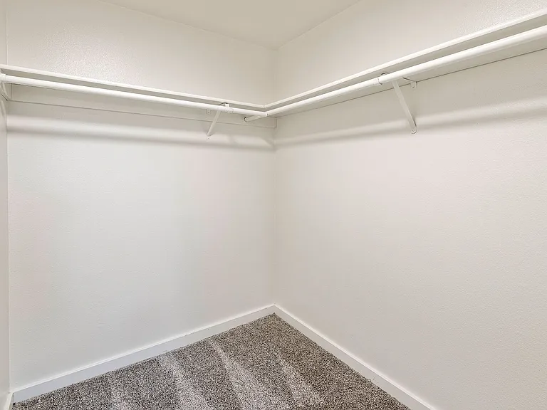 Alcove Apartment — Photo 10