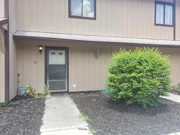 4th image of 53 Village Dr