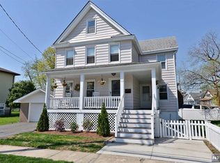 113 Mehrhof Rd, Little Ferry, NJ 07643