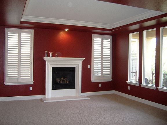 Formal Living w/ Fireplace