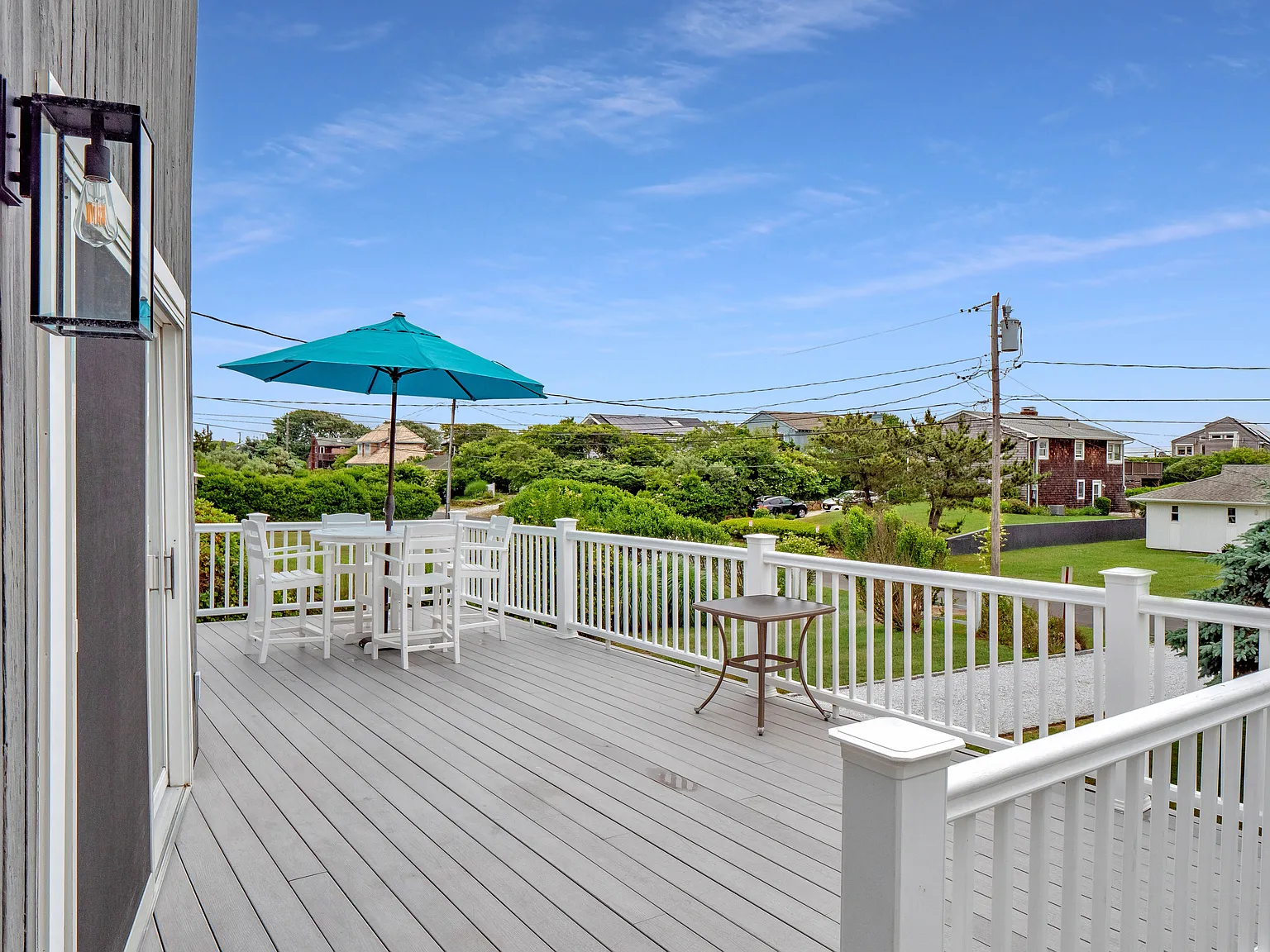 Ditch Plains Close to Beach With Ocean Views — Photo 3