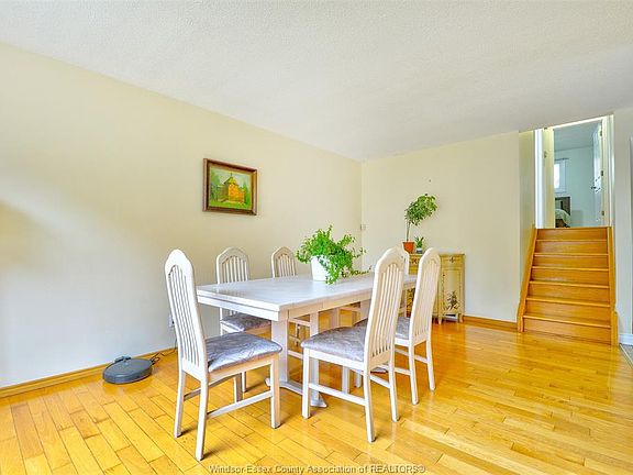 5th image of 3325 Dolphin Ct