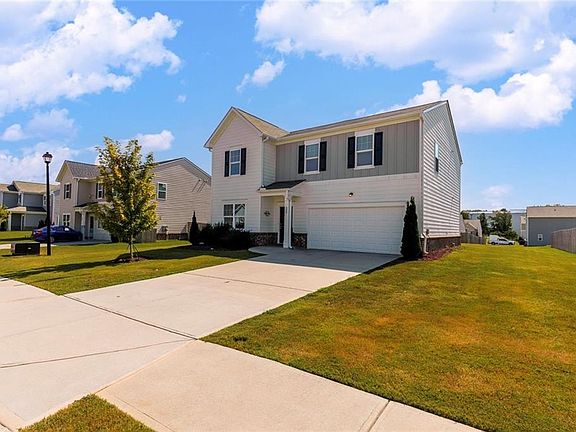 4th image of 334 San Vito Way NW