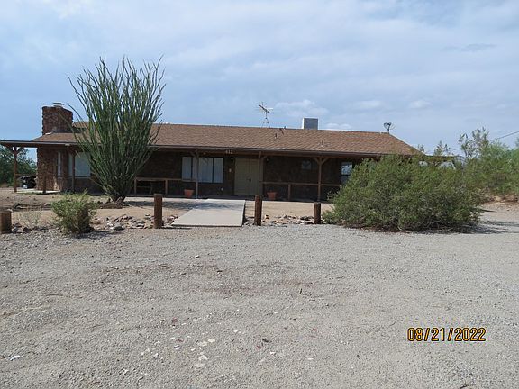 2nd image of 412 E Desert Hills Dr