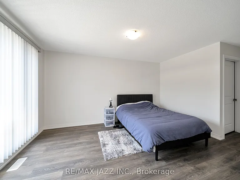 16 Klein Way — Photo 18