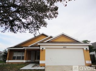 988 Little Creek Rd, Orlando, FL 32825