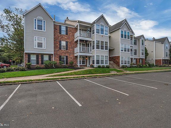 2nd image of 73 Eldon Way