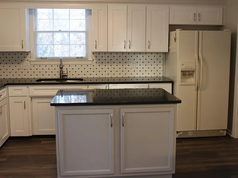 2614 Edge O Lake Dr — Photo 3
