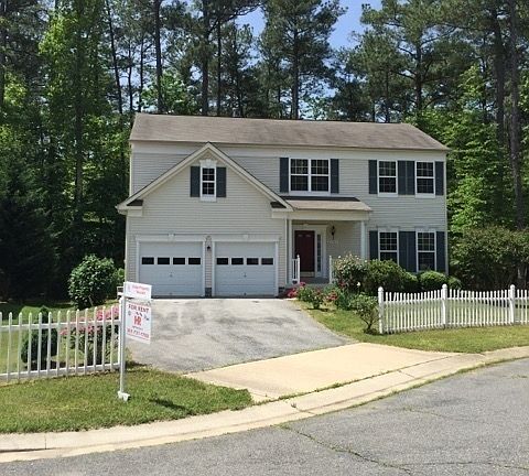 2nd image of 21565 Oxford Dr