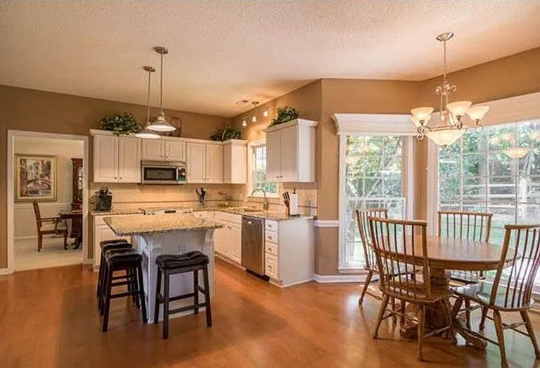 17625 Cambridge Grove Dr — Photo 4