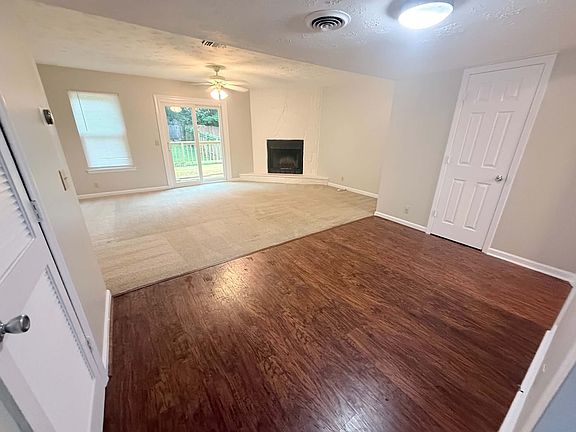 5th image of 605 Alison Ct