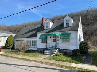 1130 Otter St, Franklin, PA 16323