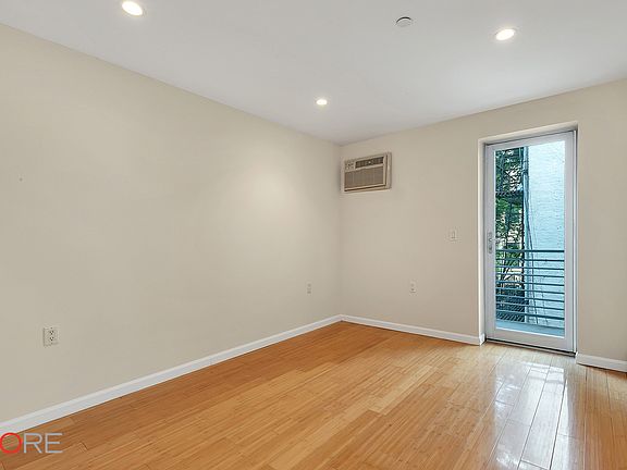 3rd image of 96 Avenue C APT 3R