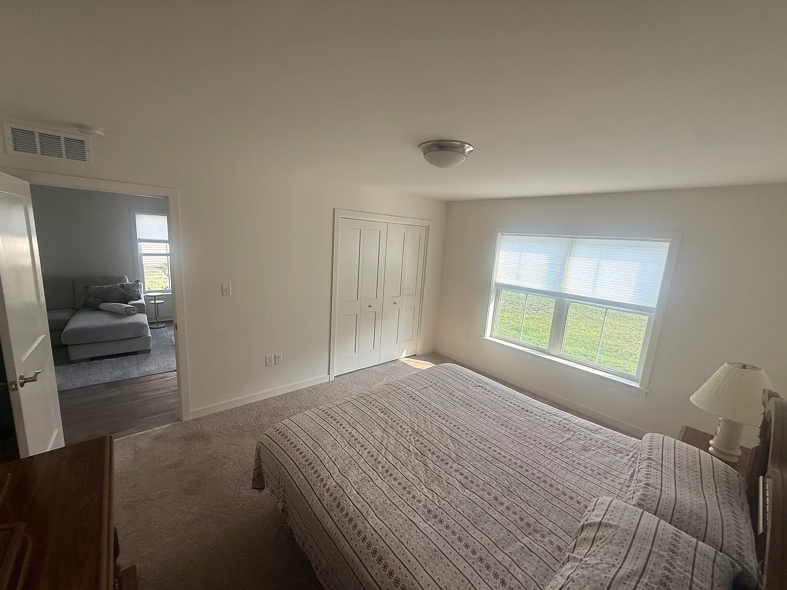 3 bed, 2.5 bath, 1600 sqft, $2,175 — Photo 4