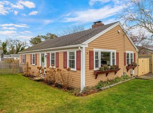 18 Holiday Ln, Dennis Port, MA 02639