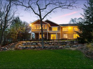 7019 Valley View Rd, Edina, MN 55439