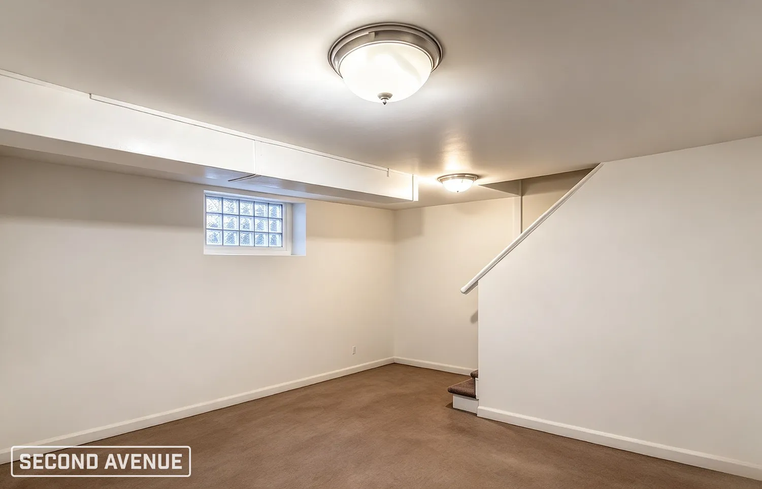 3 bed, 2.0 bath, 1639 sqft, $1,895 — Photo 2