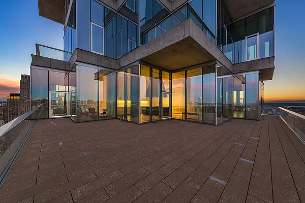 Sold by Compass | media 50