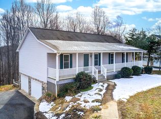 10361 Goodview Rd, Goodview, VA 24095