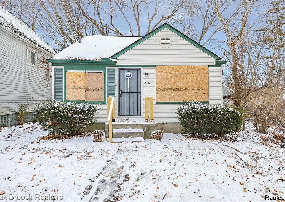1st image of 17187 Ferguson St