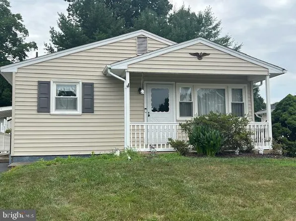 6021 Claire Dr, Elkridge, MD 21075