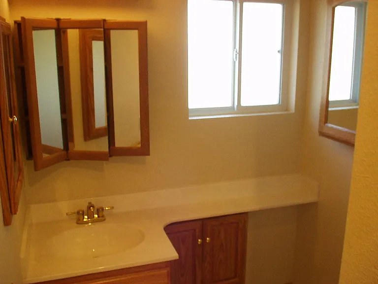 5489 Dorothy Dr — Photo 16