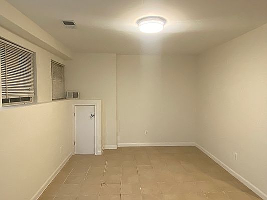 5th image of 15 Orbit Ln Floor 1
