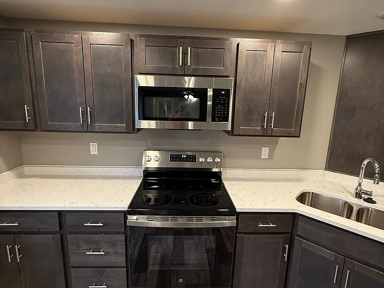 710 Harvest Dr — Photo 4
