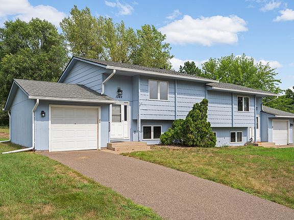 3rd image of 1349 Easter Ln