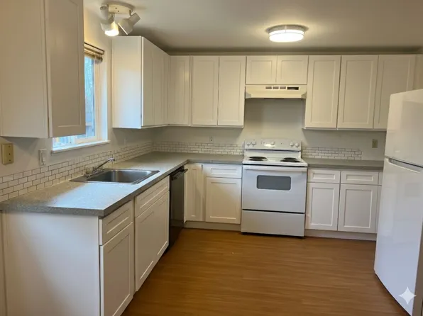 18405 NW Heritage Ter, Beaverton, OR 97006