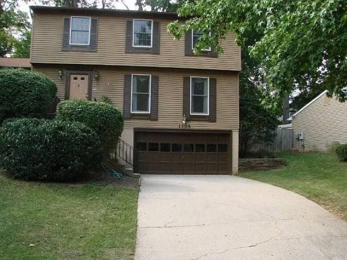 Breathtaking curb appeal
