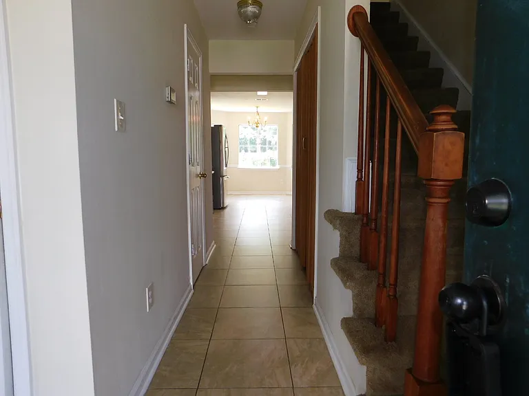 7559 Hughart St — Photo 23