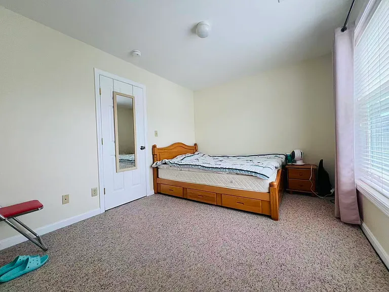 38 Raymond St — Photo 7