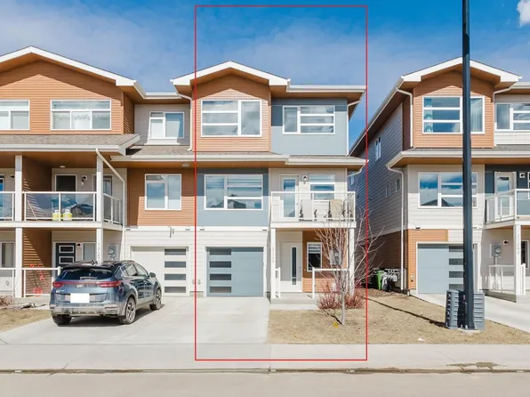 17268 9b Ave SW, Edmonton, AB T6W 3V5