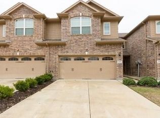 209 Barrington Ln, Lewisville, TX 75067