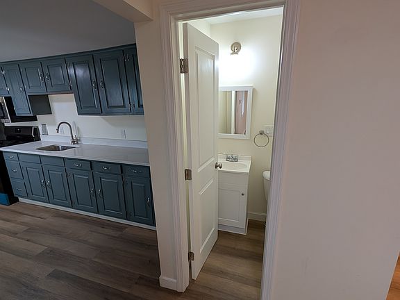4th image of 31-33 Glen St #31