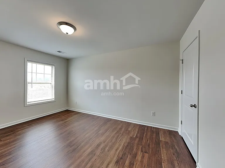 810 Genesis Way — Photo 17