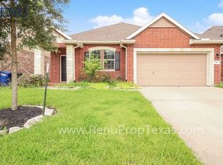8315 Bay Harbor Cir, Baytown, TX 77523