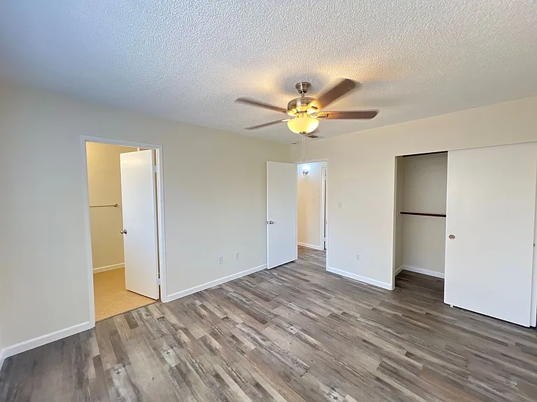 10917 Cave Ave — Photo 18