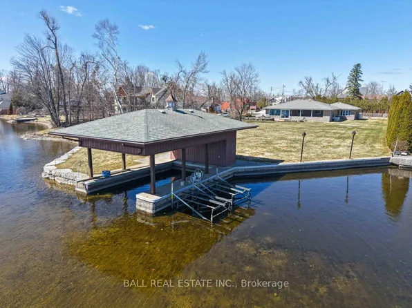 118 & 120 Bolton St, Kawartha Lakes, ON K0M 1A0