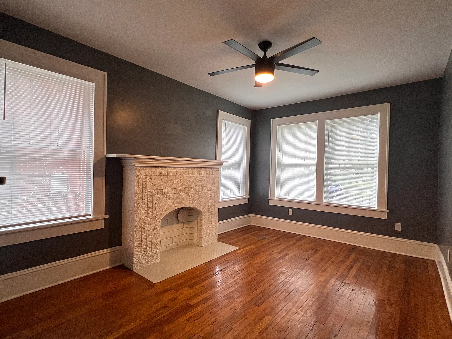 1 bed, 632 sqft, $995 — Photo 2