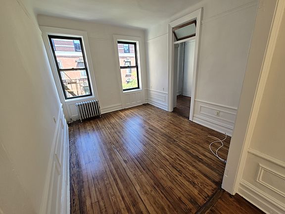 5th image of 30 Charles St APT 54