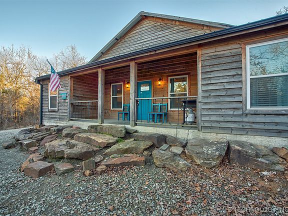 3rd image of 555 Williams Dr