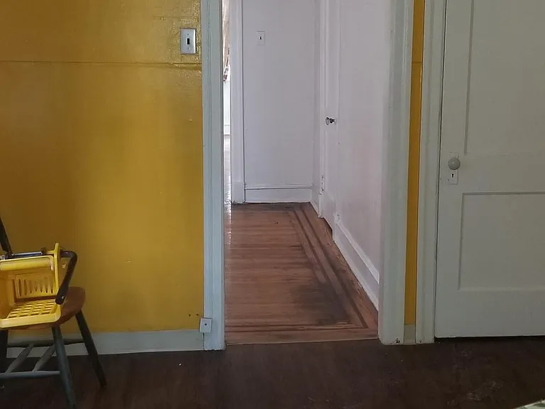 108 E Tulpehocken St — Photo 10