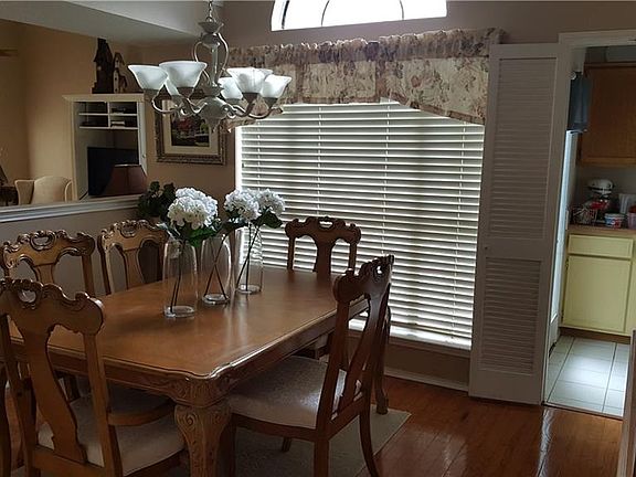 5th image of 6824 Mountain Cedar Ln