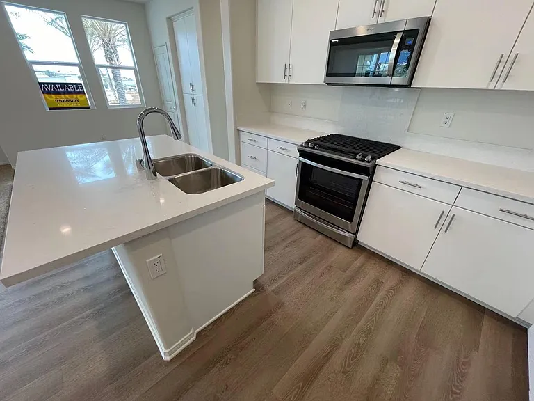 12170 Meridian Dr — Photo 5
