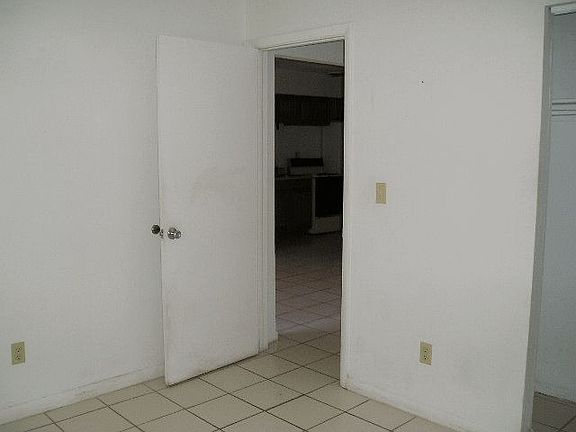 3rd image of 6708 S Juanita St APT B