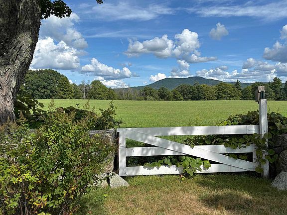 3rd image of 92,94,96,98,100 Pierce Hill Road