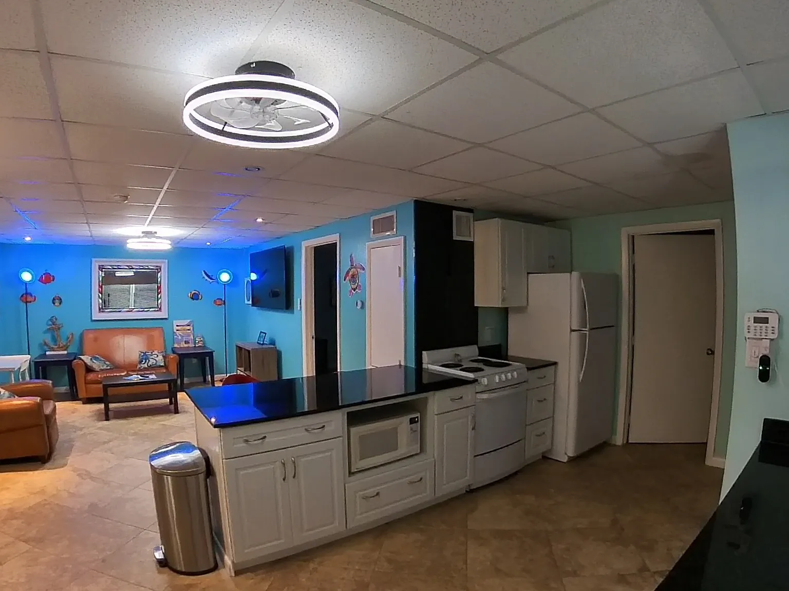 1 bed, 1000 sqft, $2,200 — Photo 2