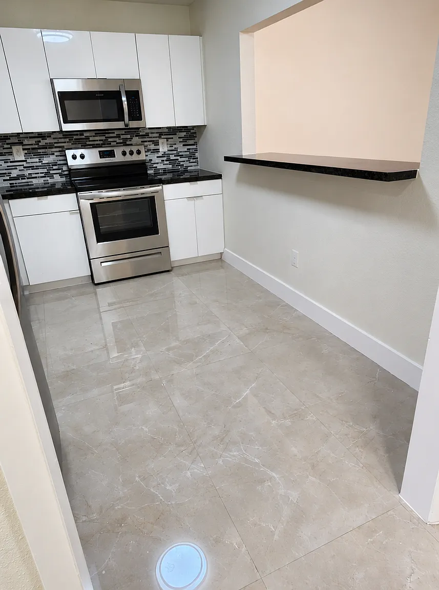 2 bed, 1100 sqft, $2,750 — Photo 3